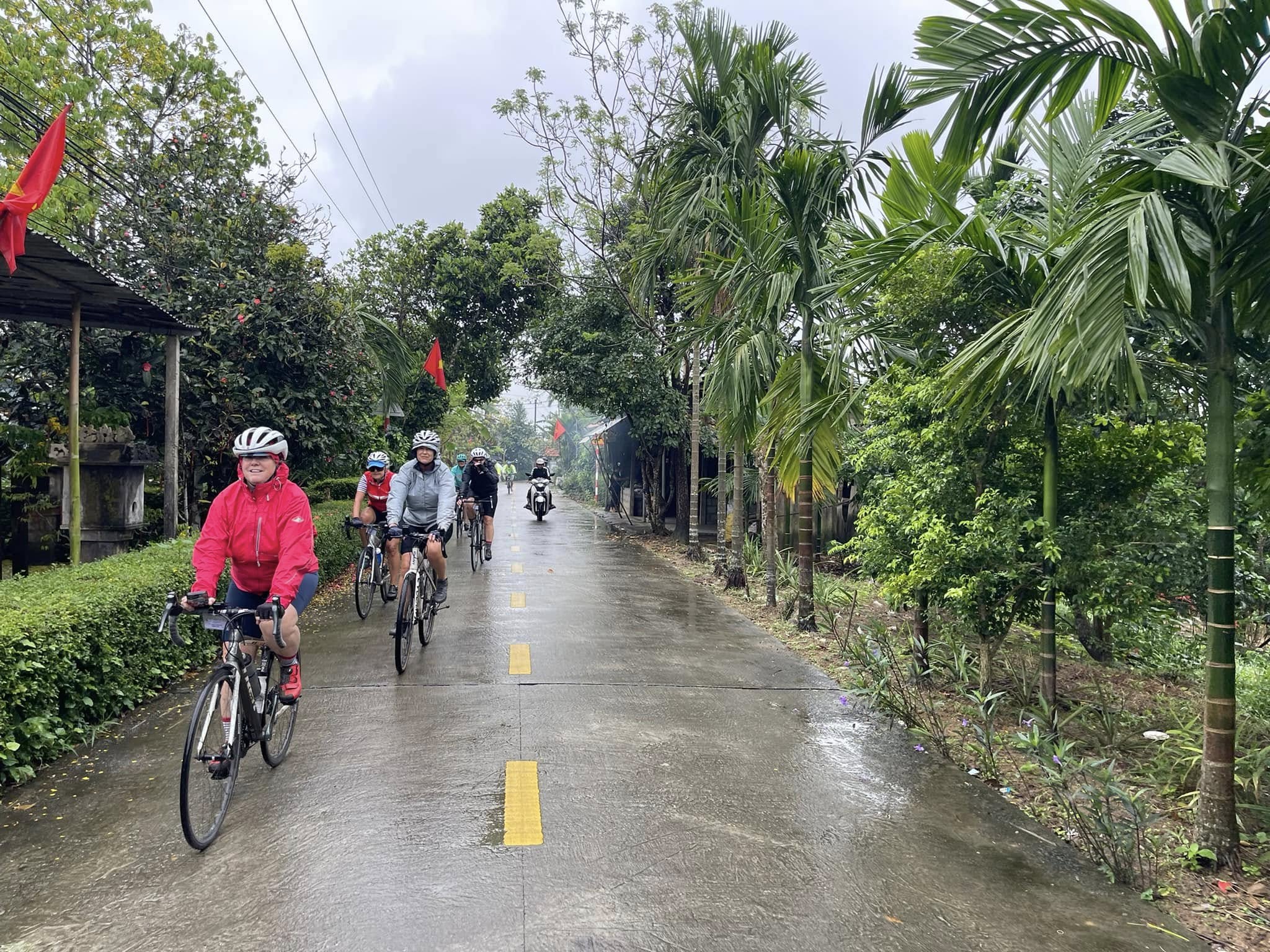 20 Days Cycling Through Vietnam